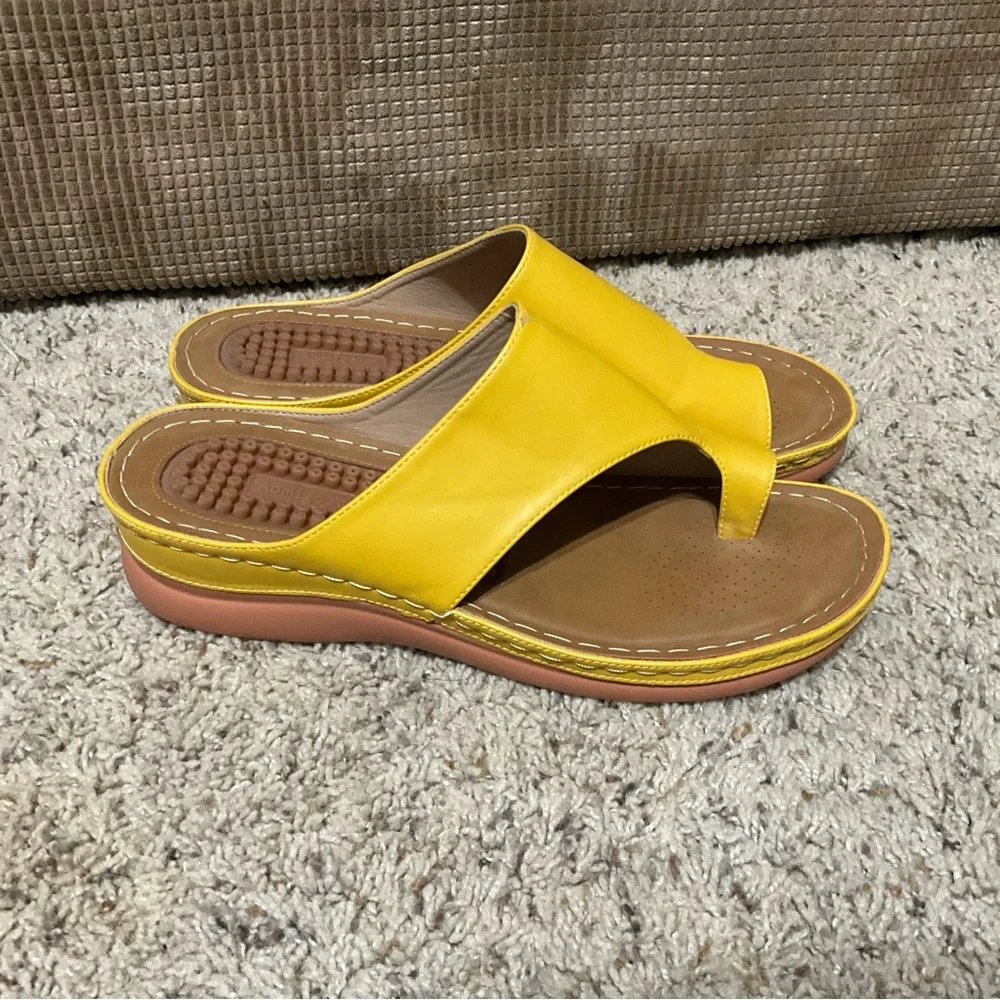 Aomigoct sandals for women’s size 42 yellow soft leather - Picture 4 of 8